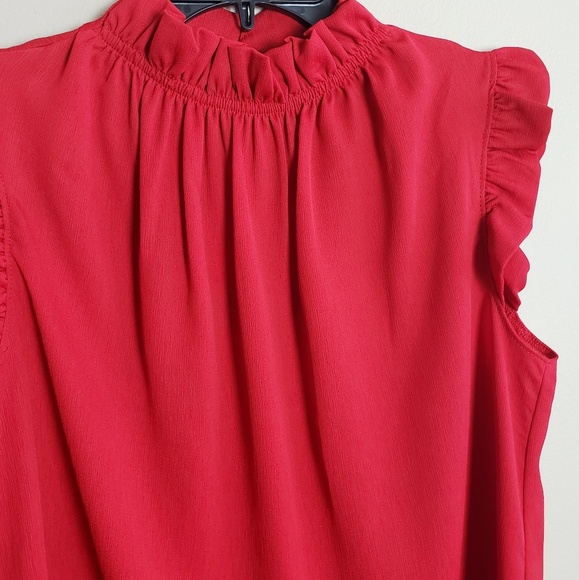 ✴SALE✴2 Hearts Red Flowy Ruffle Sleeve Top Size M - Picture 3 of 5